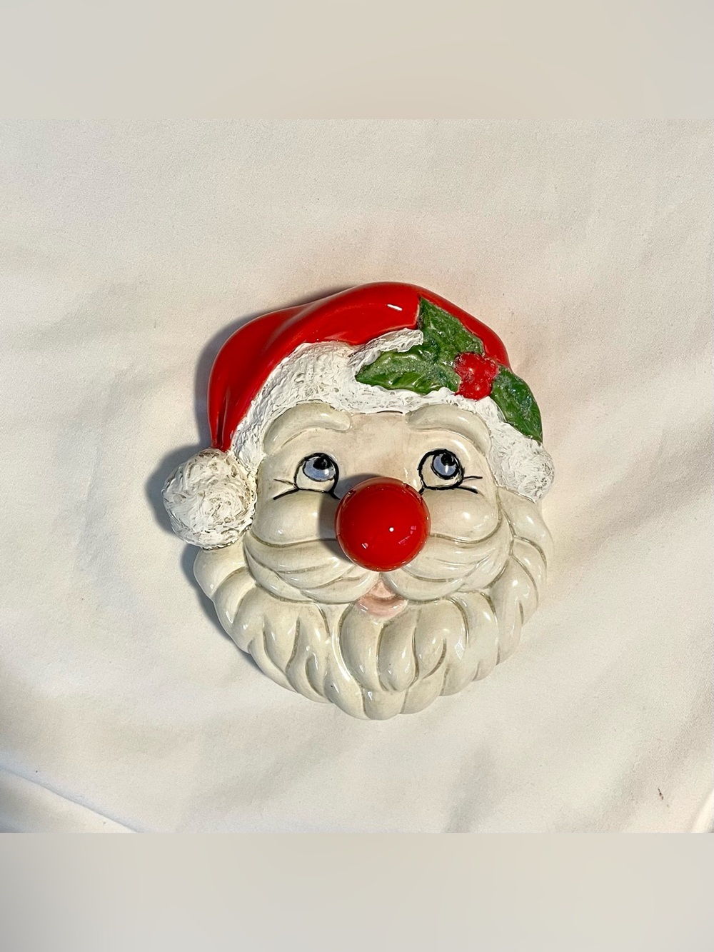 RARE Vintage Pretty Santa Face w/Music Box-“wind” nose -6.5" x 6” x 2”-Christmas